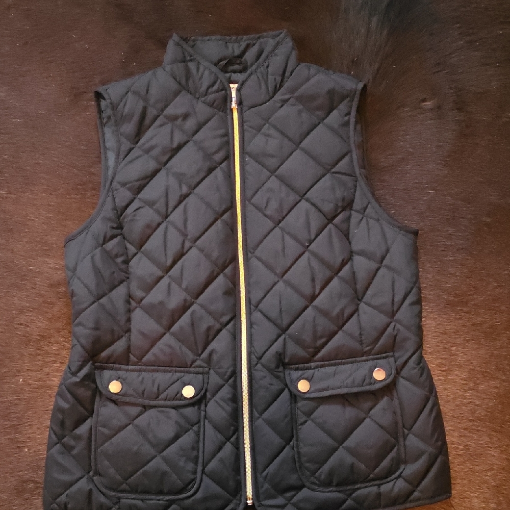 St. John's Bay Black Quilted Vest